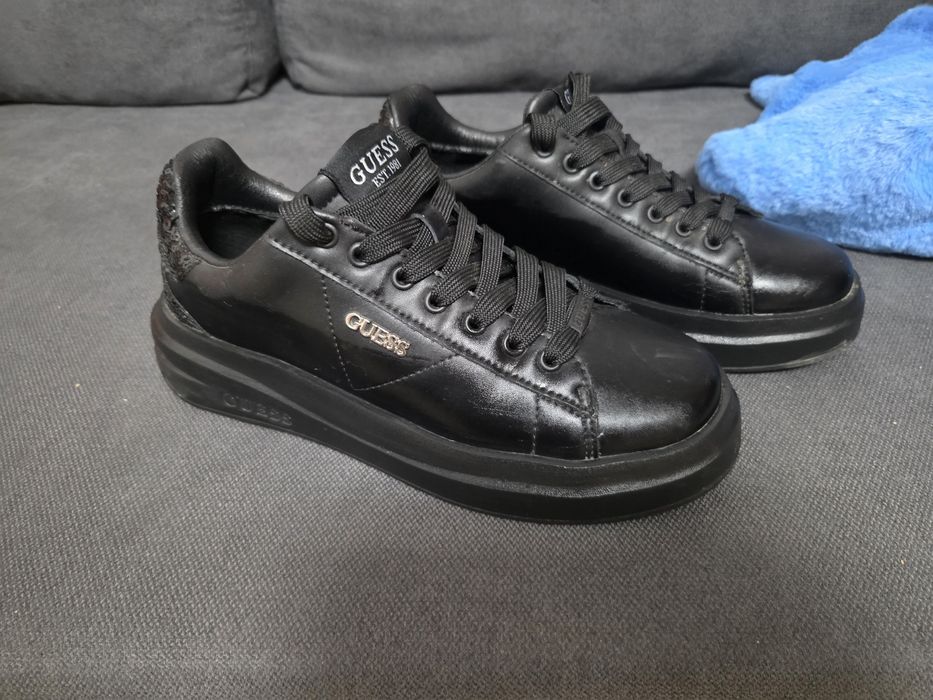 Buty Guess jak nowe