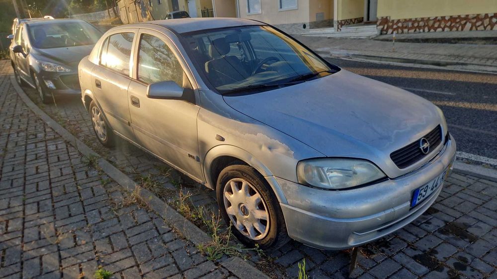 Vende-se Opel Astra 2001