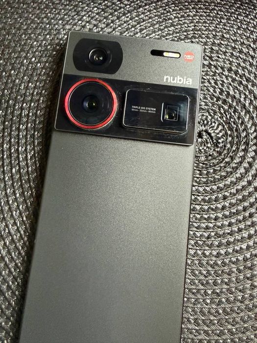 Смартфон ZTE Nubia z60ultra