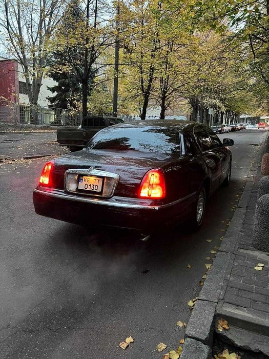 Lincoln Town Car 1999 VIN 1LNHM81W1XY691703 фото оголошення 7 з 14