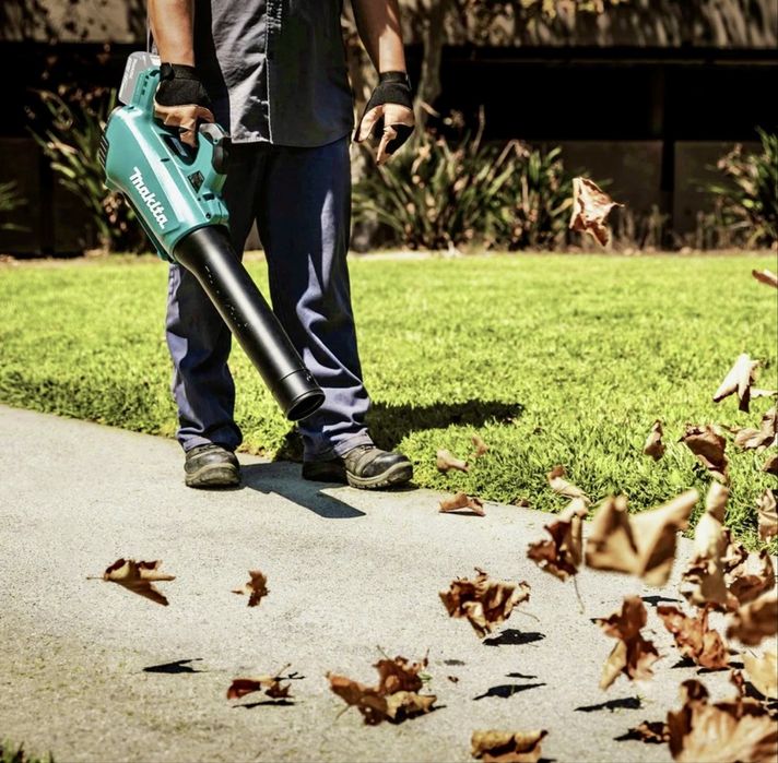 Акумуляторна повітродувка Makita XBU03, DUB184Z