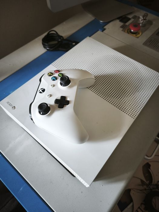 Xbox One s 500gb