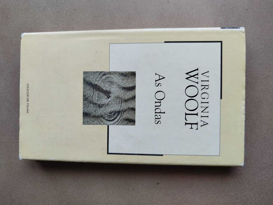 Livro "As Ondas" de Virginia Woolf