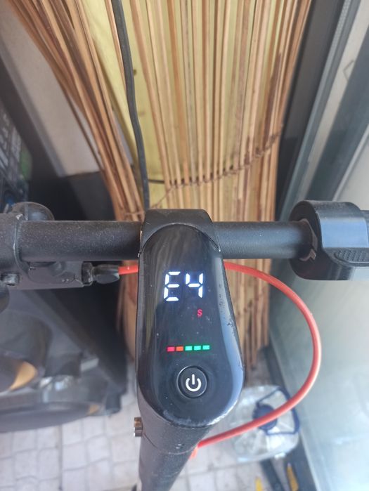 Vendo trotinete elétrica urban glide 100 shark 500W