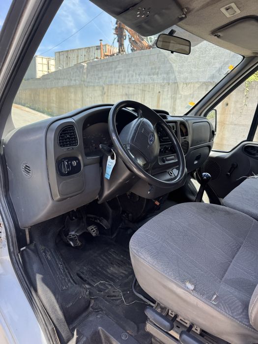 Vendo Ford Transit 2004
