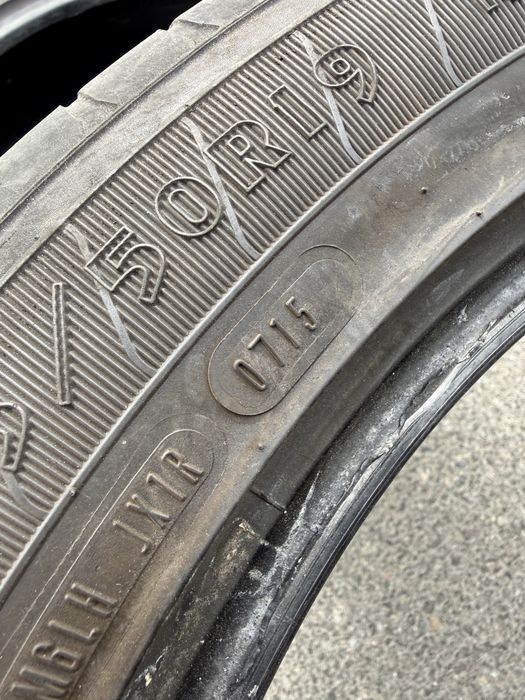 Літня гума Goodyear 225/50/19 комплект