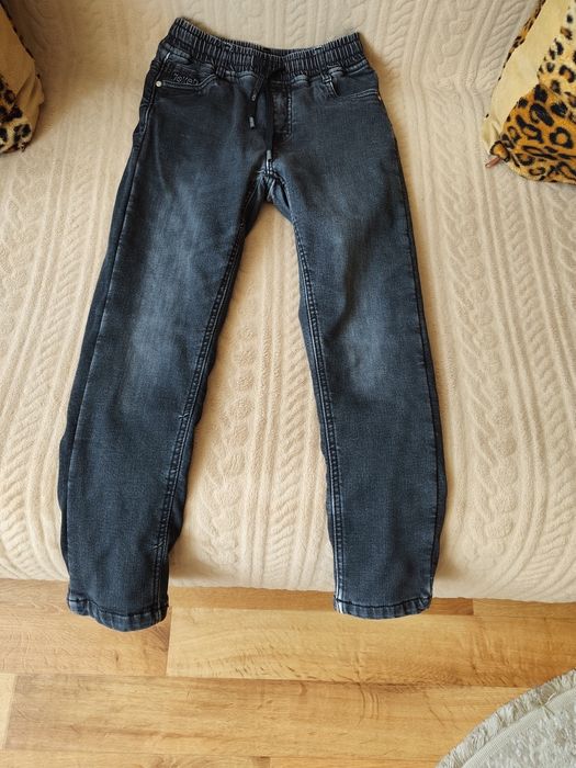 Продам джинси утеплені