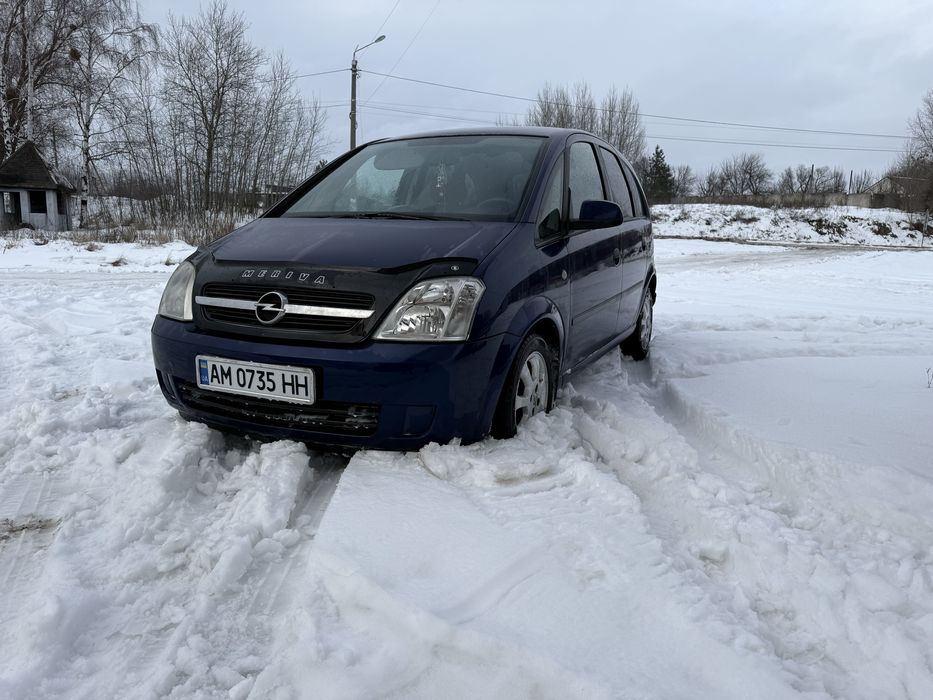 Подам Opel Meriva