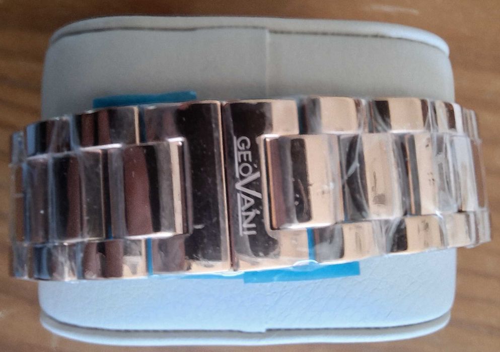 Relógio de pulso giovanni, novo, com garantia.