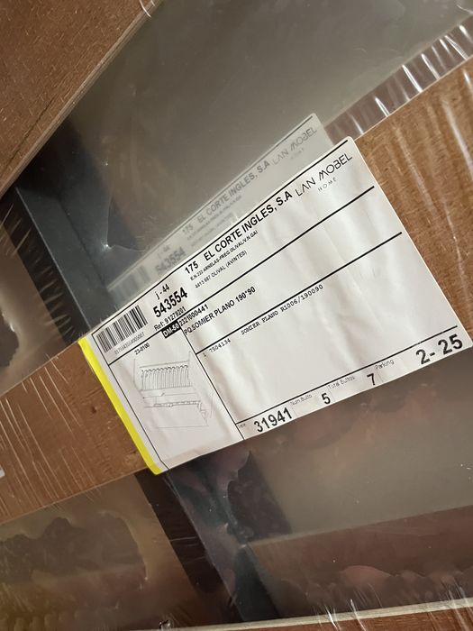 Cama de solteiro com gavetão