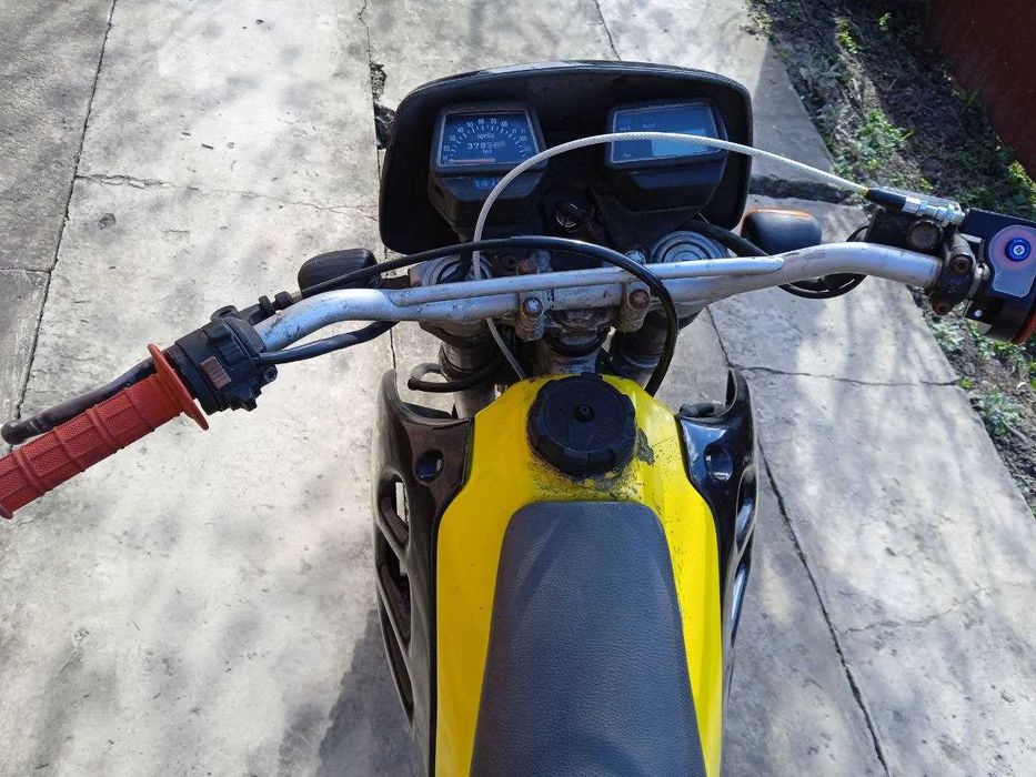 Продаю мотоцикл Aprilia