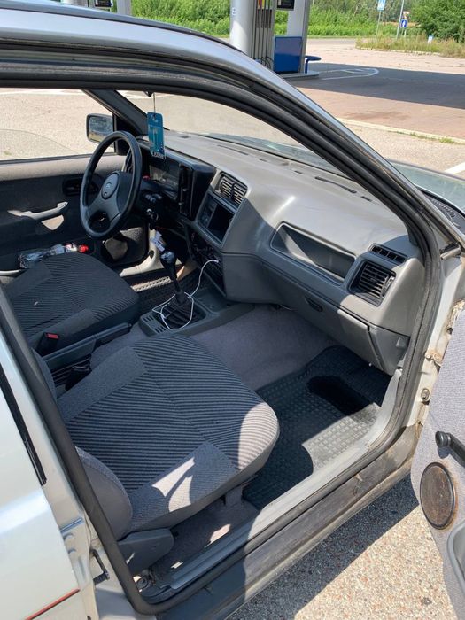 Продам форд сиера 1.6