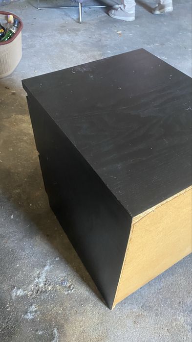 Mesinha de cabeceira IKEA