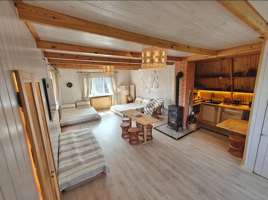 Оренда будинку біля Києва подобово Бучанський район Озеро Ліс