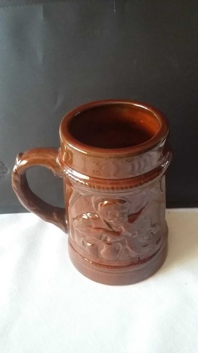 Kufel ceramiczny brązowy PRL