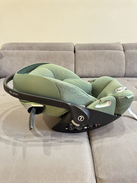 Автокрісло Cybex Cloud T i-Size plus Leaf Green