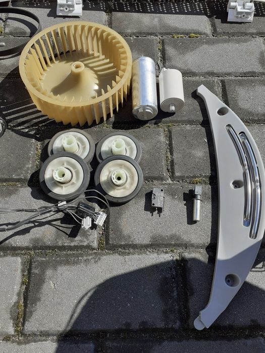 Podzespoły suszarki Electrolux EW8H458BP