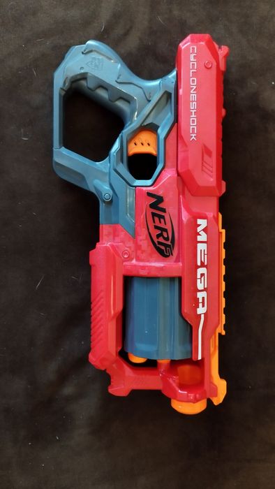 Бластерний пістолет NERF Cycloneshock