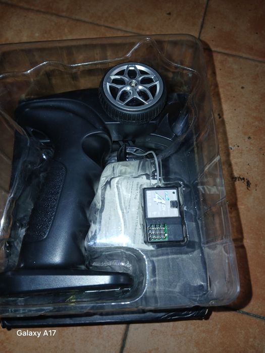 Vari material carro rc