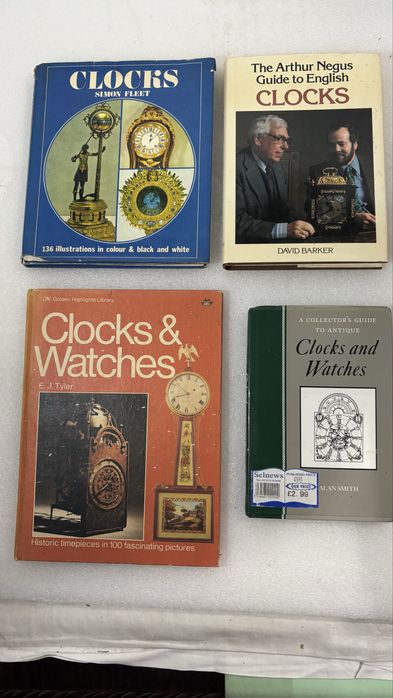 Livros guia de relogios de bolso e outros antigos