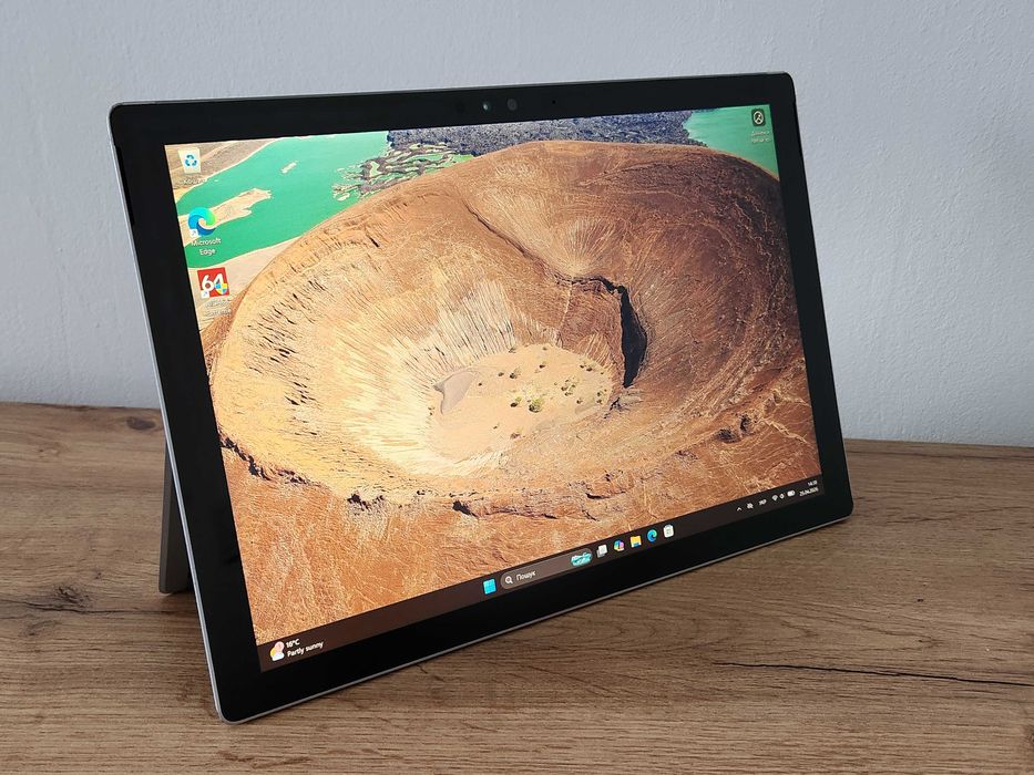 Microsoft Surface Pro 4 i5-6300U 8GB RAM 256GB SSD