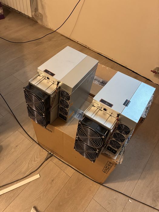 Майнер Bitmain Antminer S19 95th новий