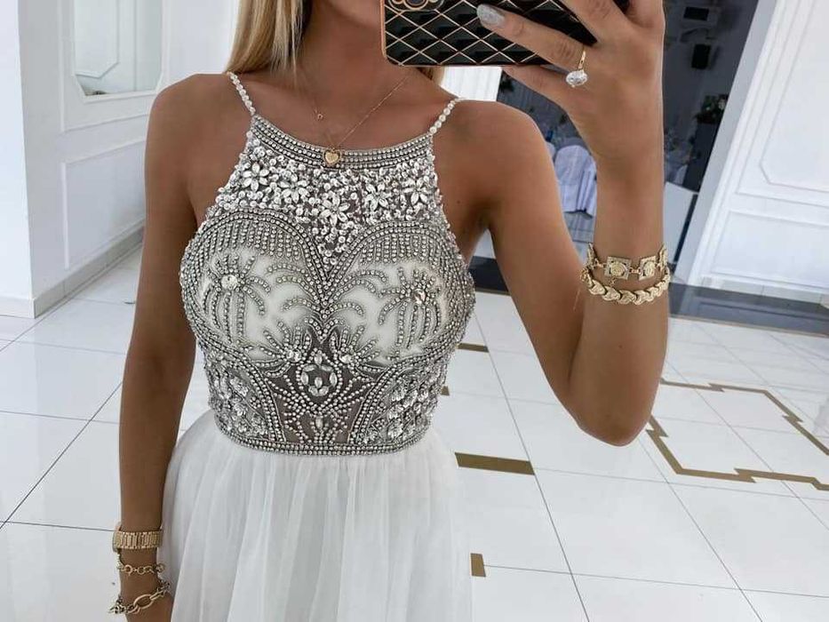 Długa sukienka biały tiul srebrne kryształy kamienie
