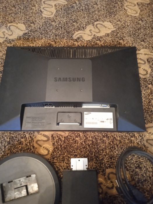 Продам монитор Samsung 2023