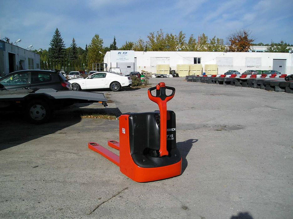 wózek paletowy LINDE T16 widły 1700 mm paleciak elektryczny