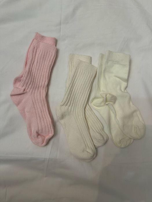 Продам шкарпетки на дівчинку нові