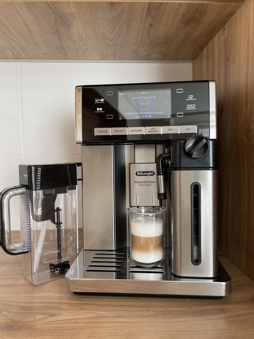 Кавомашина/Кавоварка Delonghi Primadonna exclusive 6900