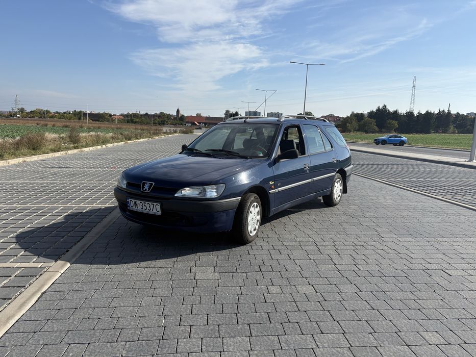 Peugeot 306