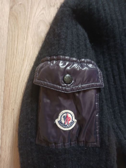 Світер Moncler жіночий орігиніла