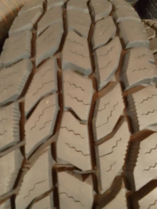 Opony zimowe 235/85/R16   A/T COOPER