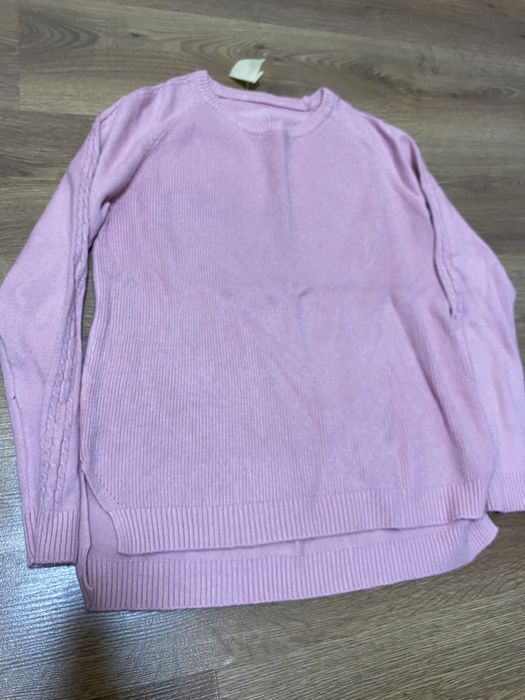 Жіноча кофтинка