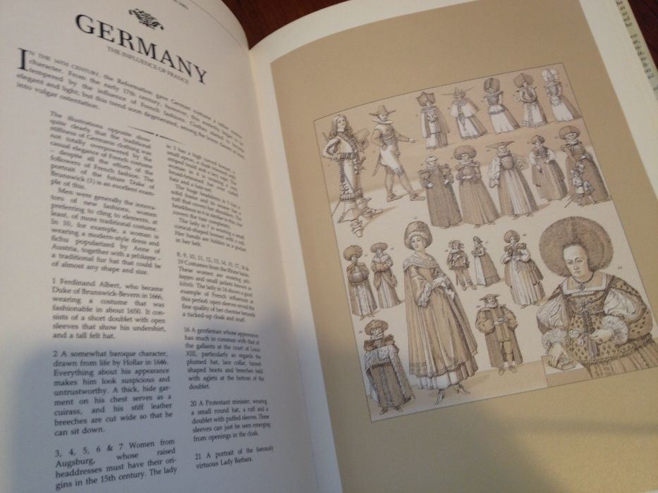 Albert Racinet - The Historical Encyclopedia of Costume