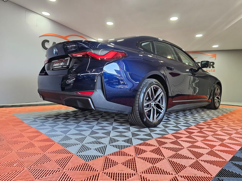 BMW i4 eDrive35