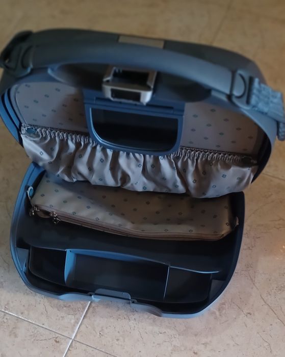 Mala rígida + Necessaire SAMSONITE, cor cinza