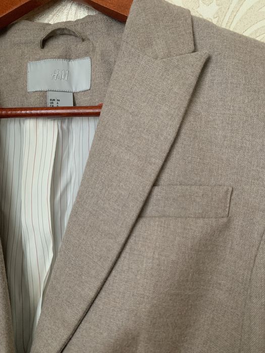 Піджак H&M бежевий