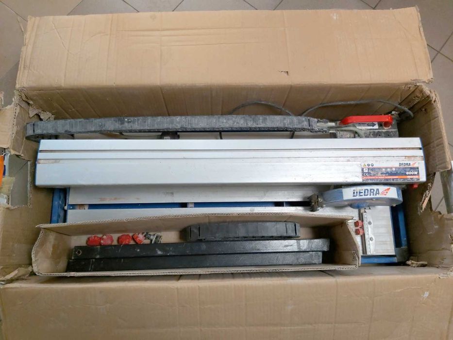 Przecinarka wodna do glazury DEDRA DED7828, 800W + opakowanie