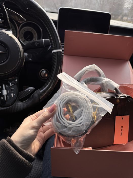 Сумка miu miu Arcadie leather bag коричнева шкіряна