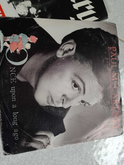 Singles de vinil - vários (lista sempre em atualização)