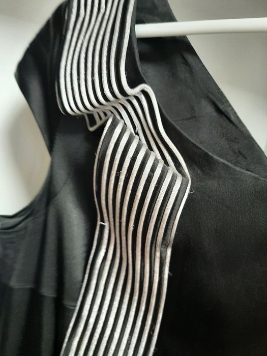 Элегантное, стильное, нарядное платье MERLA