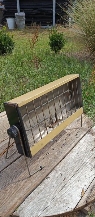 Polski stary grzejnik promiennik farelka sprawny 100%.