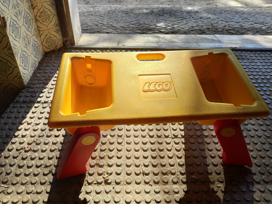Mesa para construções Lego