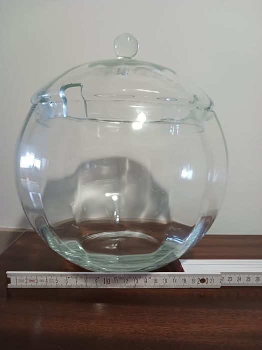 Pote com tampa em vidro/cristal com várias utilidades