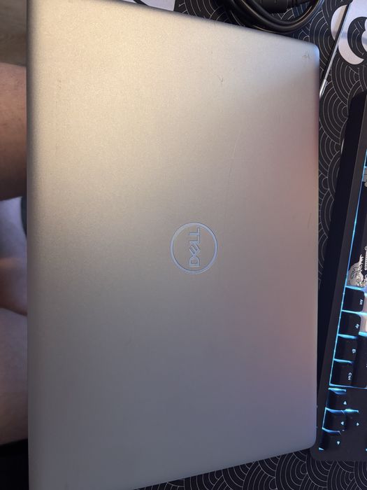 Dell  precision 7550 i7 10850h 16gb