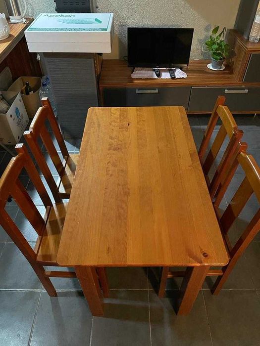Mesa Quatro Lugares