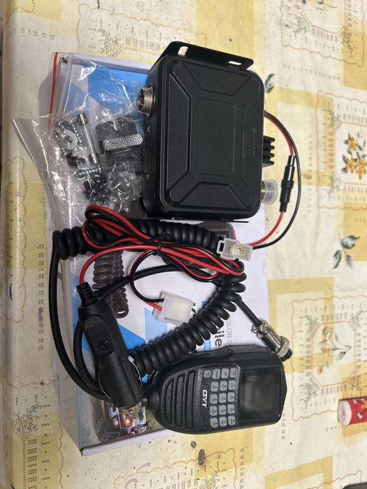 QYT KT-WP12 dual band transceiver