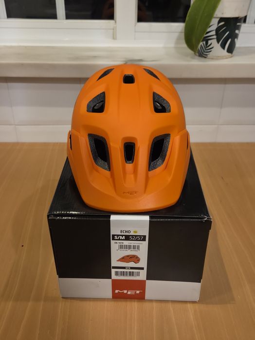 Capacete MET ECHO